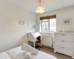 West London 3 Bed Home Next To The River! - London